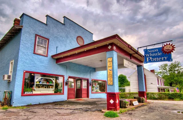 Noon Whistle Pottery