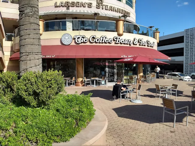 The Coffee Bean & Tea Leaf