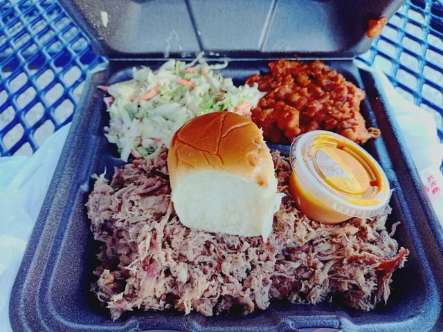 Pop's Smoke Shed - Marathon