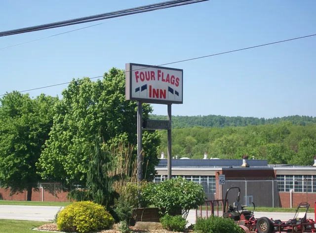 Four Flags Inn