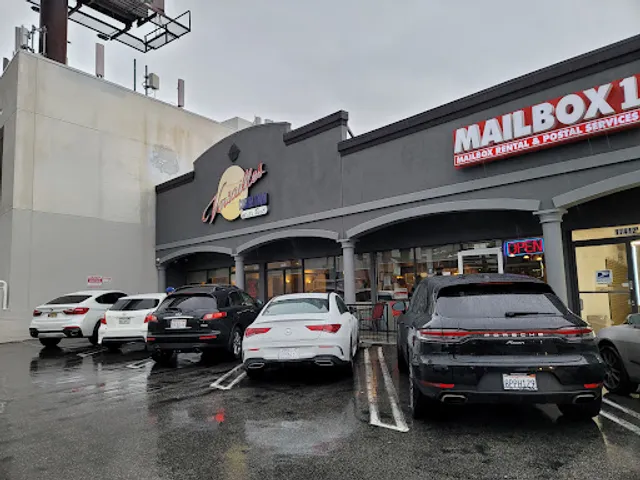 Versailles Cuban Food- Encino