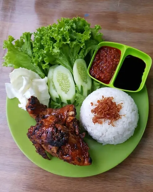 Ayam & Bebek Bakar Tosiga