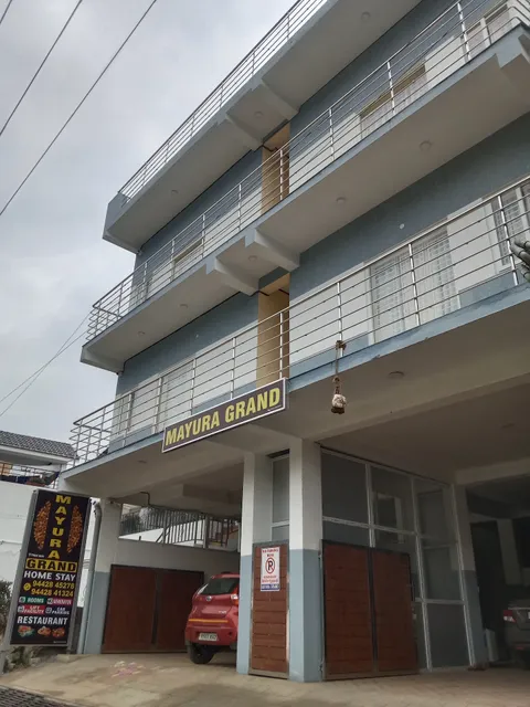 Mayura Grand Homestay