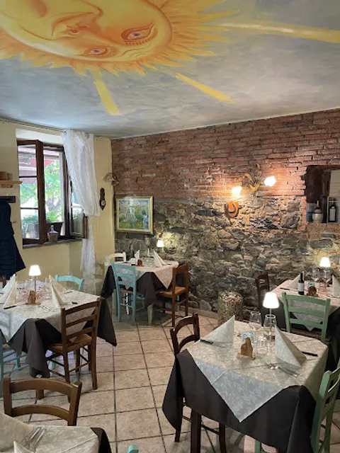 Bar Trattoria Pizzeria Da Gino E Gina