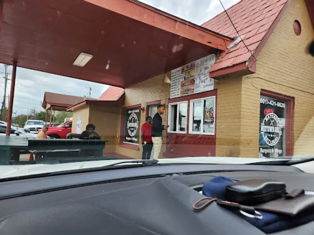 Natchez Midtown Grill