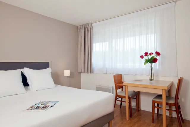 Séjours & Affaires Residence Hoteliere Lamartine