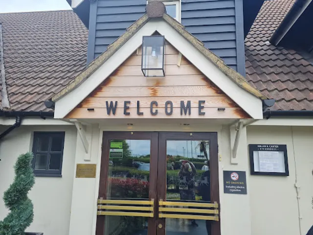 Miller & Carter Harlow