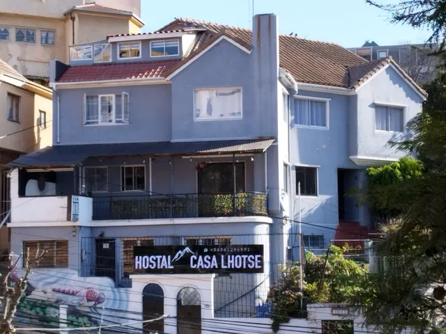 Hostal Casa Lhotse