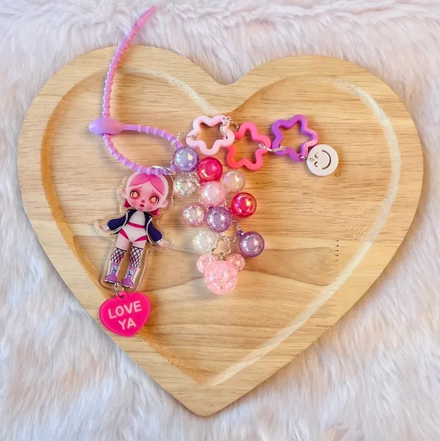 Yannet Charming Accessories