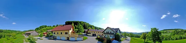 Familienbauernhof Pieringer