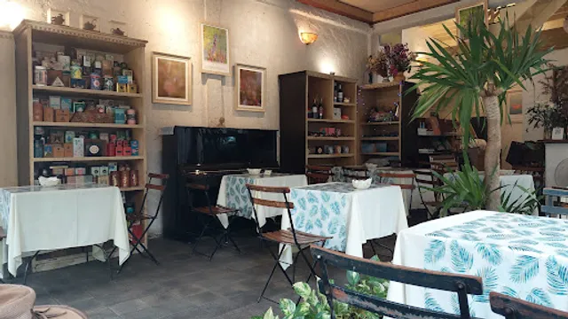 Hemlock / HemlockArtRestaurant