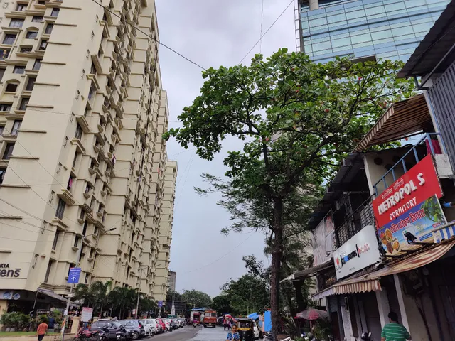 METROPOLIS DORMITORY | AC 24 HOURS