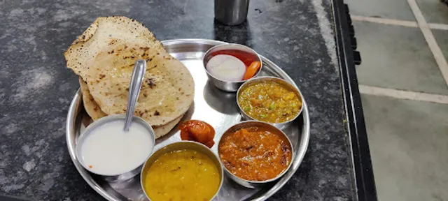 Raghuveer Restaurant