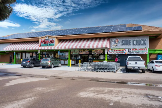 Manolo Farmers Market