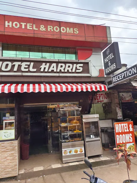 VYTHIRI TOURIST HOME