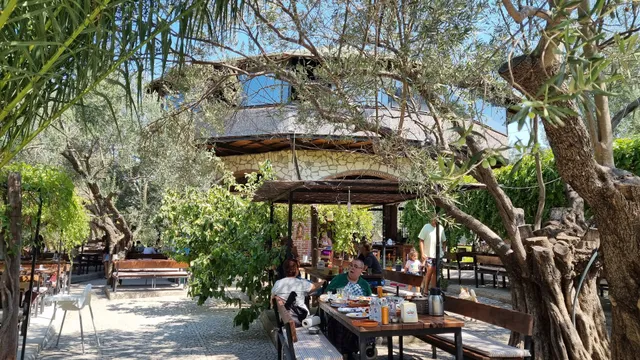 MUTLU KÖY NOSTALJİ KÖY SOFRASI