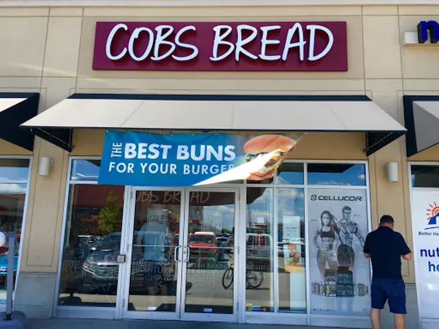 COBS Bread