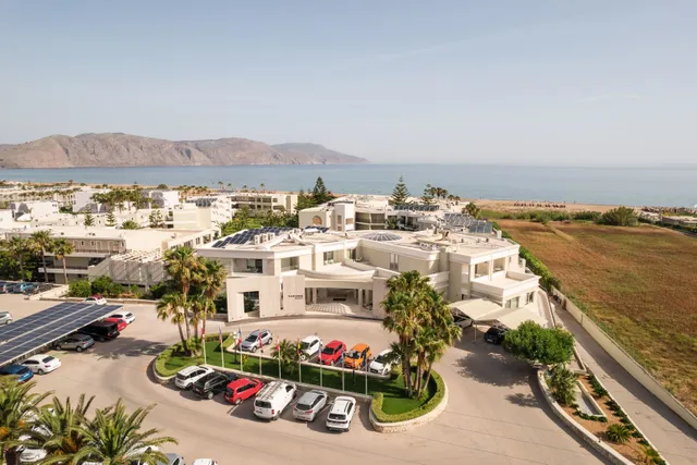 Vantaris Palace Hotel