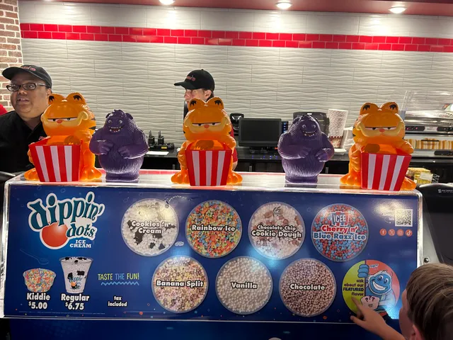 Texas City Premiere LUX 12 and Pizza Pub