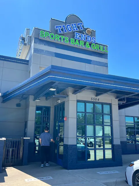 Tight Ends Sports Bar & Grill