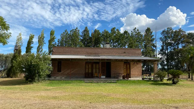 Casa campo pileta. Alojamiento Descanso A Casa; casa de campo pileta parque