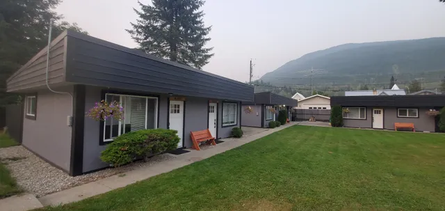 Bear View Lodges