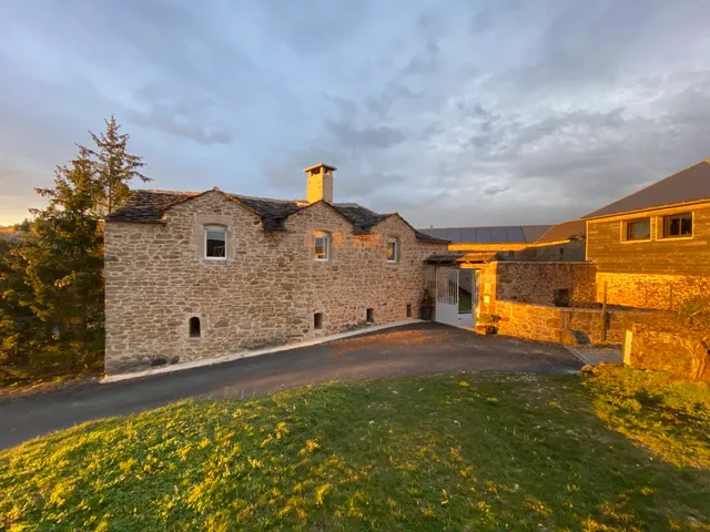 Les Caselles - Gîte et Chambres d'hôtes de charme Aveyron Millau