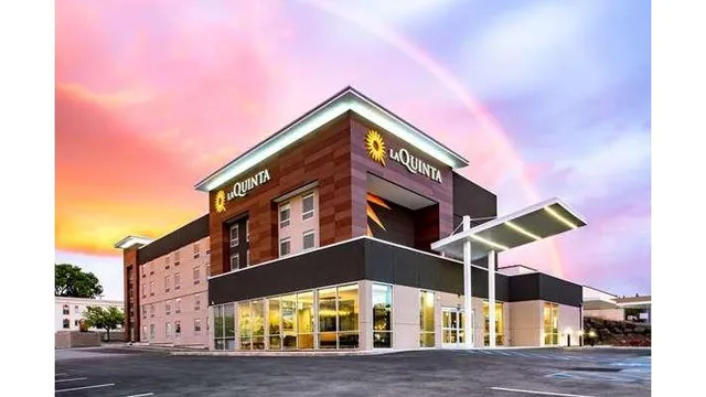 La Quinta Inn & Suites by Wyndham Spokane Downtown