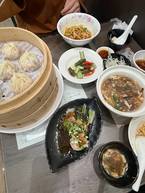 籠悅小籠包xiaolongbao