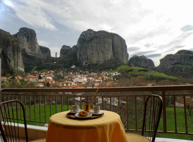 Ziogas Rooms NOW CALLED Spartacus House