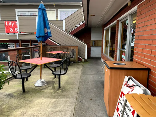 Flipping Out Burgers & Fries