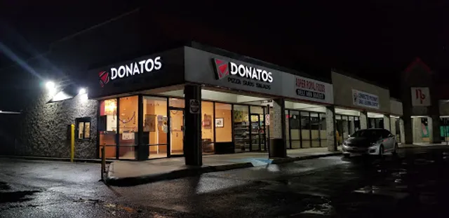 Donatos Pizza