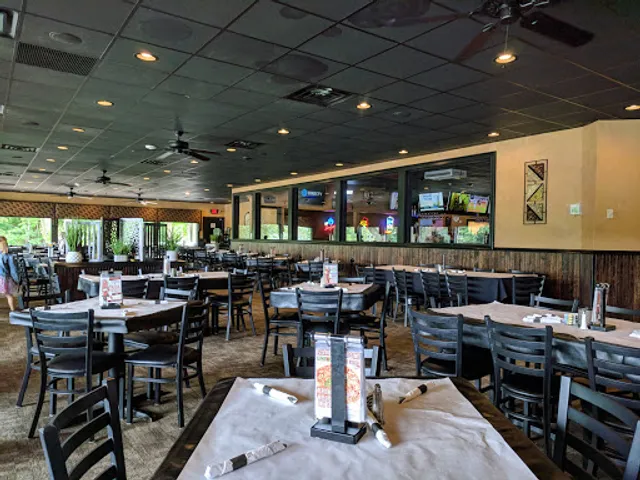 MJ's at Buttonwood Manor