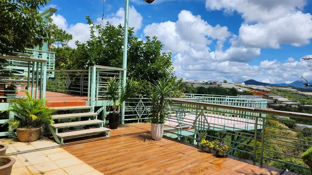 3 Tầng Mây ( Homestay & Coffee )