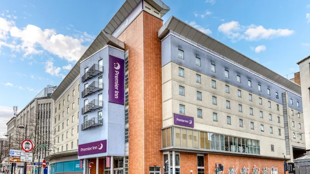 Premier Inn Sheffield City Centre (Angel Street) hotel