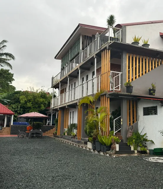 Lombard Ridge Tagaytay