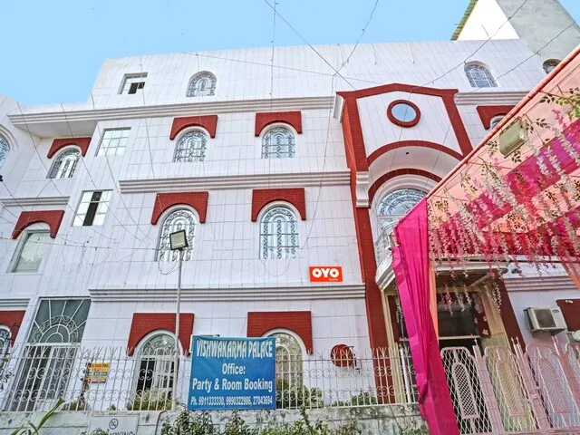 Super Hotel O Raas Near Hira Sweet