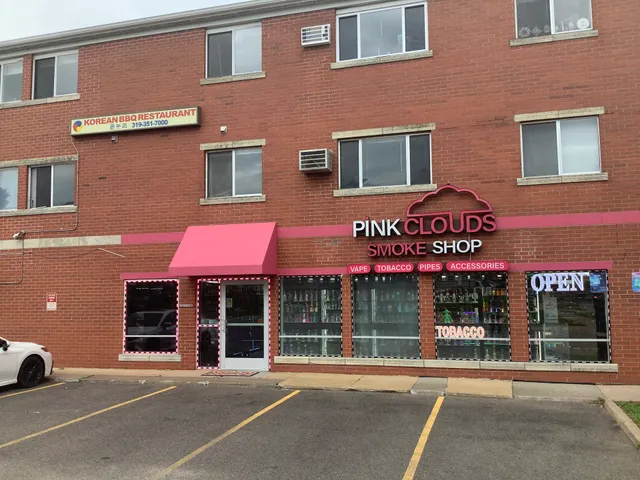 Pink Cloud Smoke Shop Iowa City