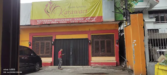 AYAM GORENG KARAWACI PESANGGRAHAN ( KEMBANGAN )