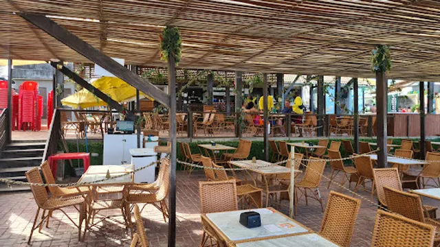 Bar da Praia Pontal do Cupê