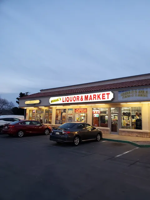 Michael's Liquor & Market