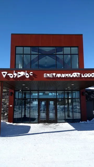 Eneyaauhkaat Lodge