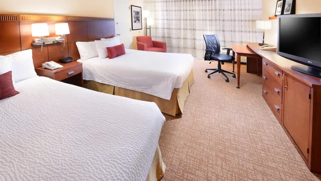 Courtyard by Marriott San Antonio Airport