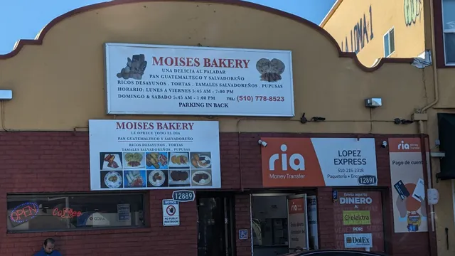 Moises Bakery