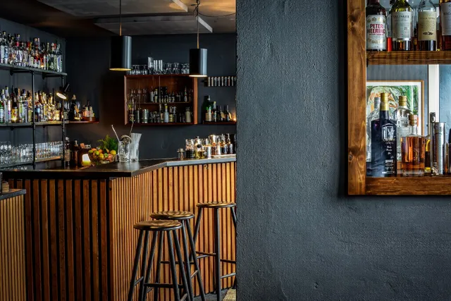 Duck and Cover - Cocktailbar