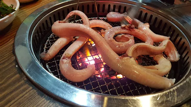 생생민물장어&산꼼장어