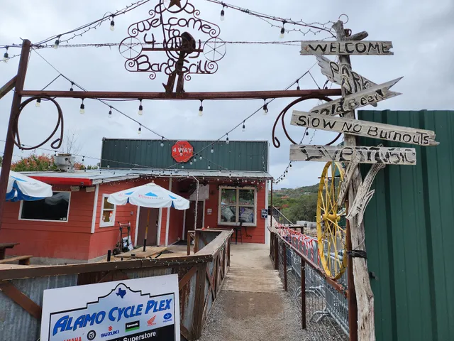 The 4 Way Bar & Grill