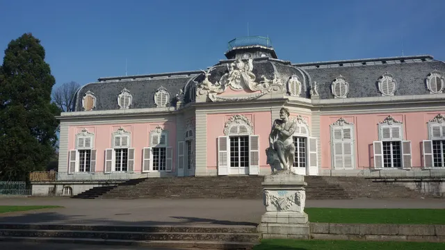 Schloss Hotel Benrath Inh. Ellen Jarnoth-Hulme