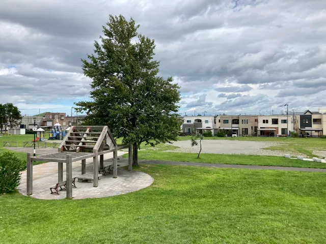 Satsunae Higashi Park