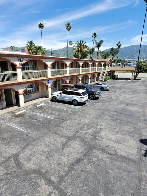 Delmonico Motel